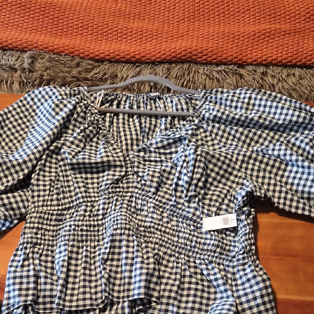 100% Cotton Old Navy Blue and White Checkered Top